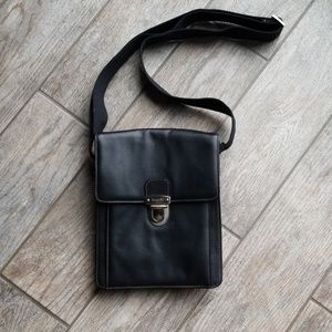 Bugatti Leather Messenger Bag